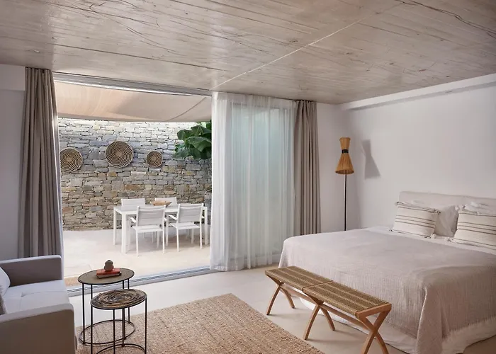 فيلة Mando Seaside